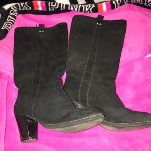 Black suede boots